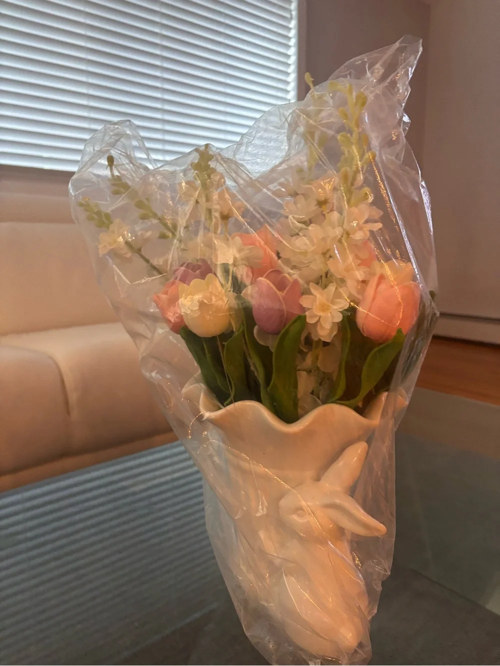 Martha Stewart White Rabbit Ceramic Vase w/“real touch” Pink + White tulips🌷